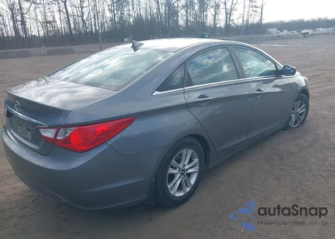 2013 Hyundai Sonata Gls z USA, uszkodzony, nr VIN 5NPEB4AC1DH793401